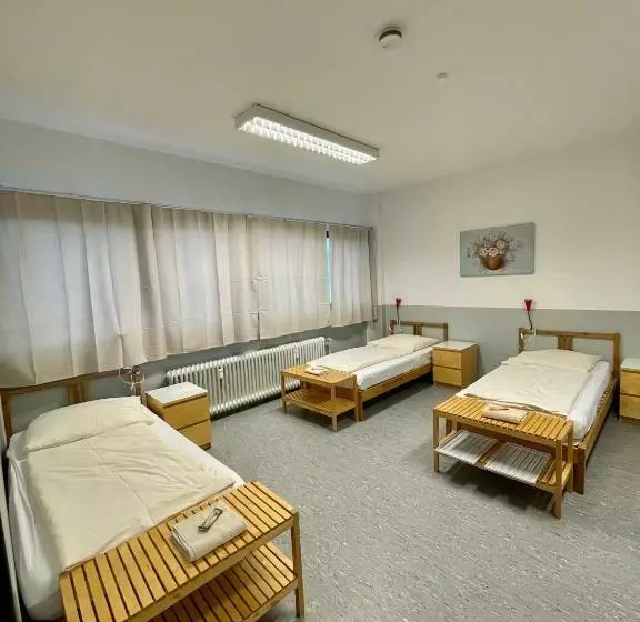 Retkeilymaja Pension Messe