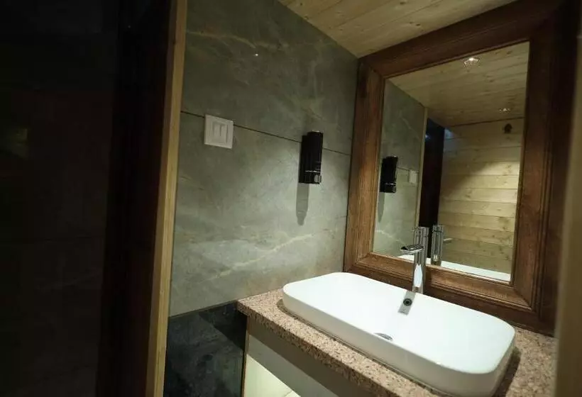Amrit Van Resort