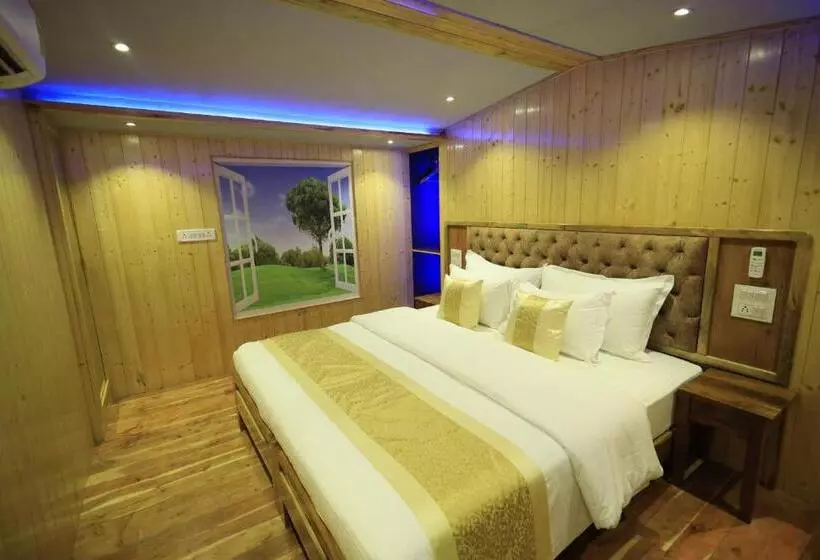 Amrit Van Resort