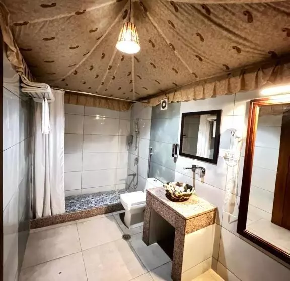 Amrit Van Resort