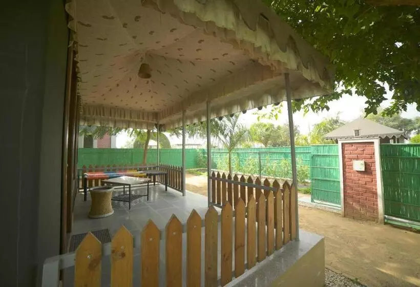 Amrit Van Resort