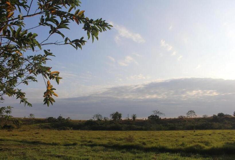 פנסיון Serranía Eco Lodge