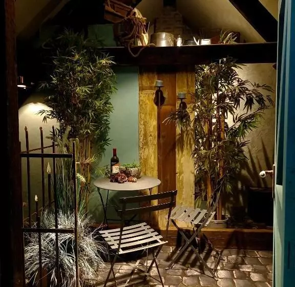 B&b Wood, Food & More