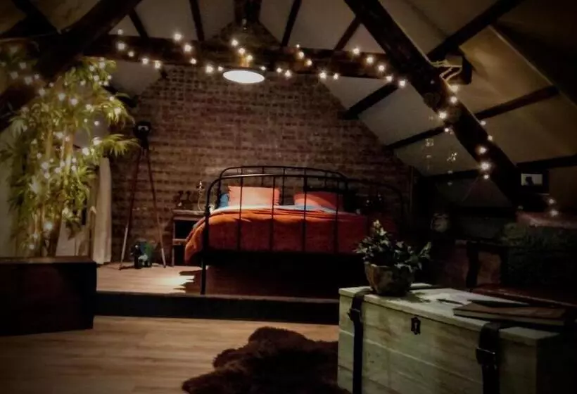 B&b Wood, Food & More