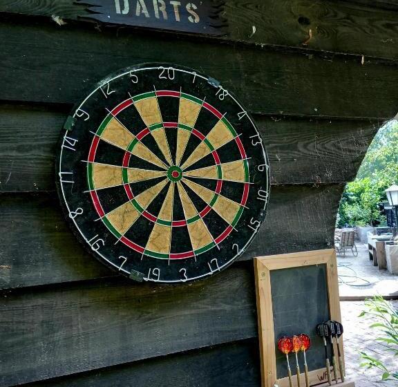 B&b Wood, Food & More