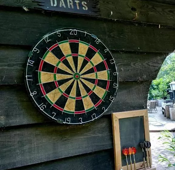 B&b Wood, Food & More