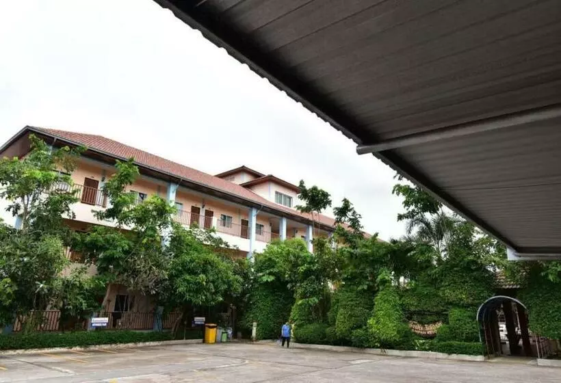 Hotelli Ampan Resort & Apartment