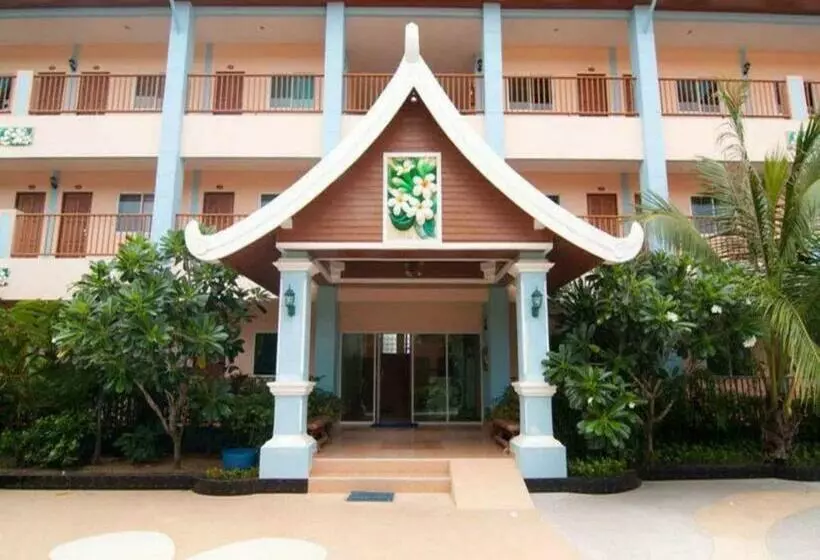 Hotelli Ampan Resort & Apartment