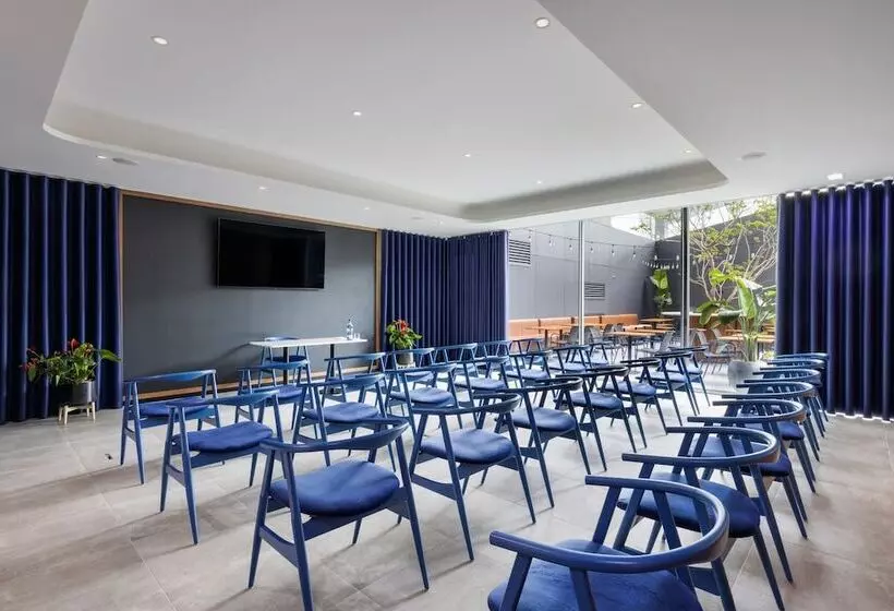 ホテル Four Points By Sheraton Matosinhos