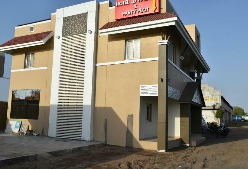 Hotel Om Palace And Party Plot Palitana