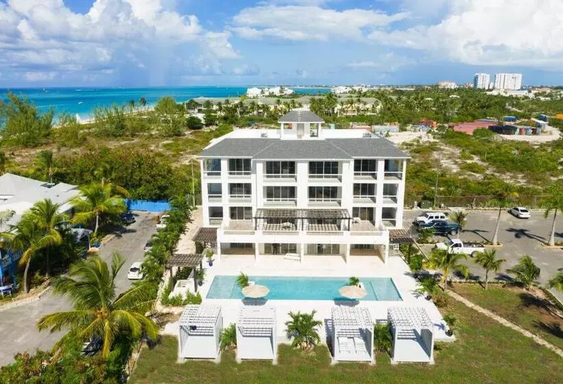 هتل The Tides, Grace Bay