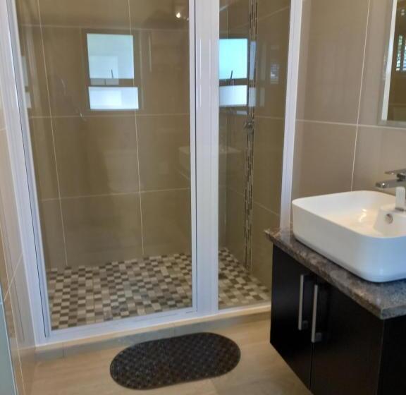 Lucolo Palace B&b Queenstown