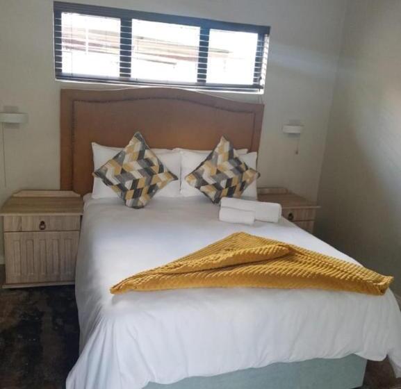 Lucolo Palace B&b Queenstown