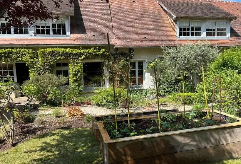 Majatalo L Atelier Et Apres