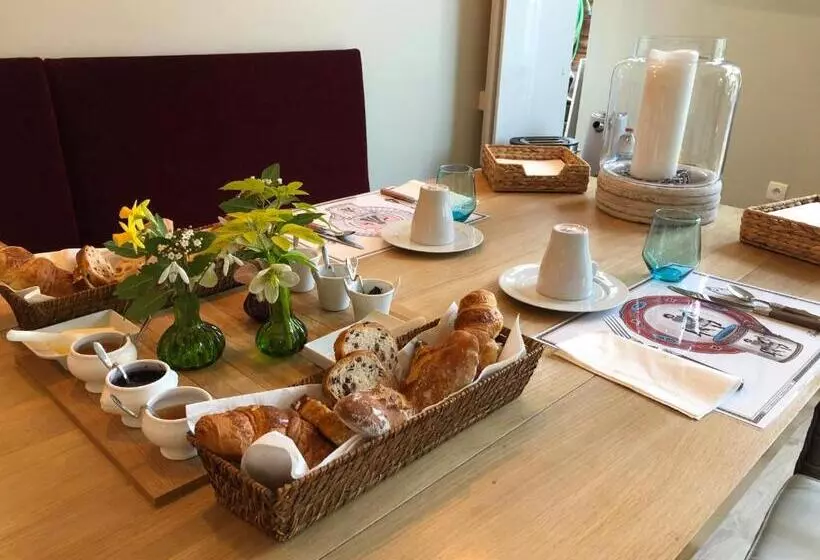 Majatalo L Atelier Et Apres