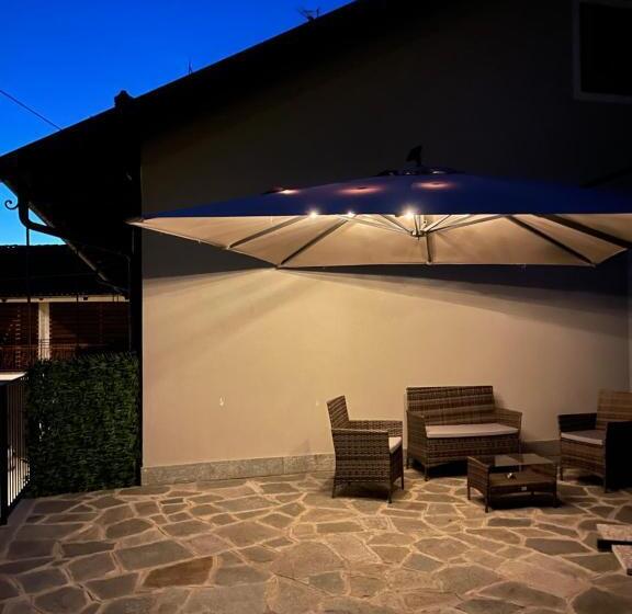 민박 Al Laghetto La Morra