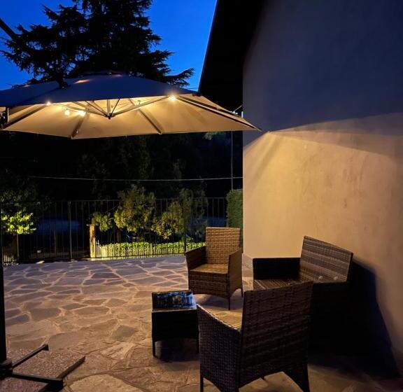 민박 Al Laghetto La Morra