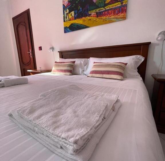 민박 Al Laghetto La Morra