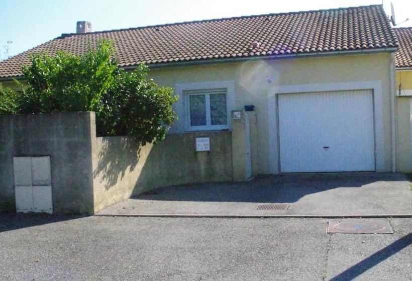 住宿加早餐  Chambre Chez L Habitant