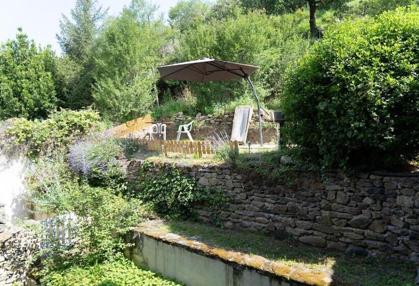 مبيت وإفطار La Boutique Fotoon