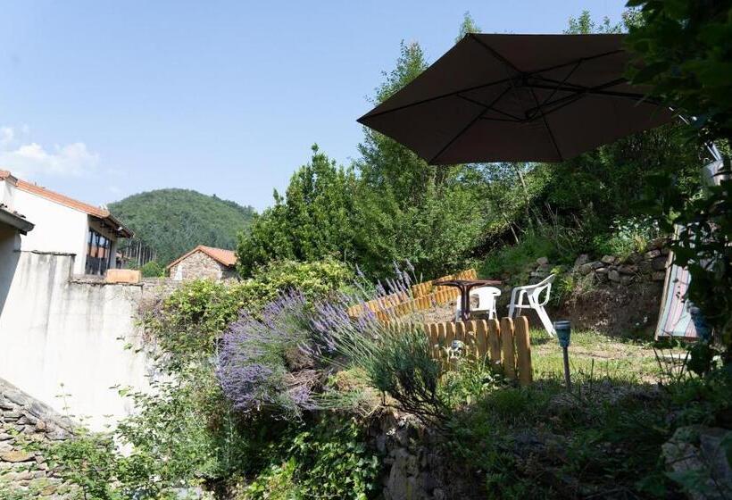 مبيت وإفطار La Boutique Fotoon