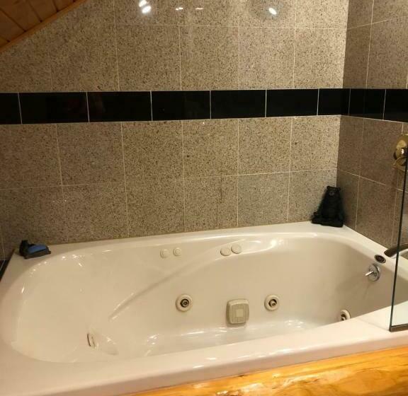 Black River Crossing Bed & Breakfast