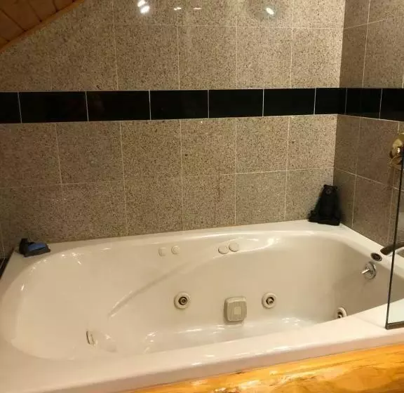 Black River Crossing Bed & Breakfast