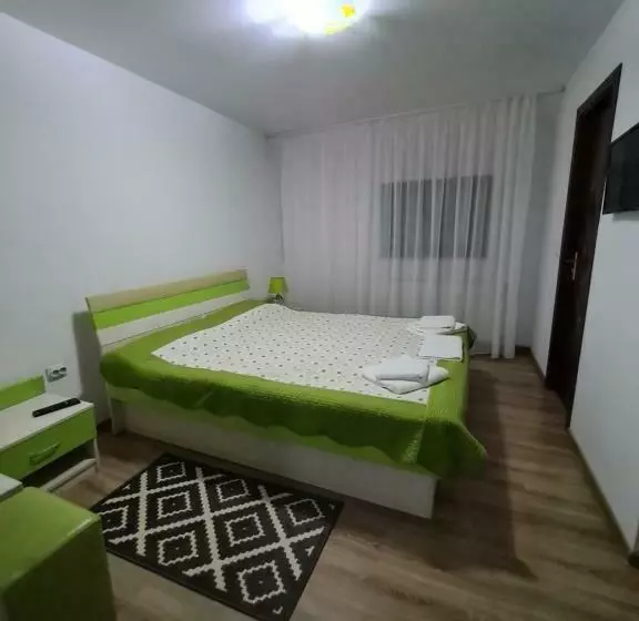 Candy Pensiune&restaurant