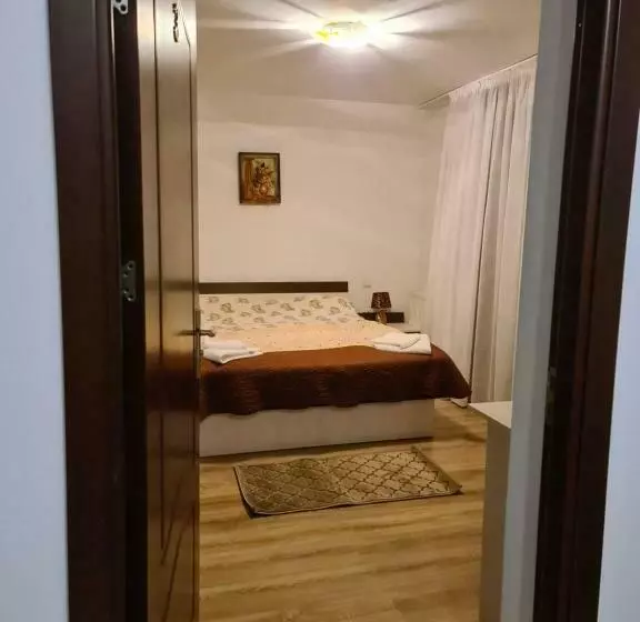 Candy Pensiune&restaurant