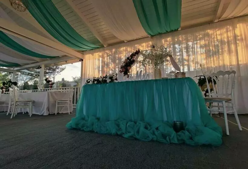 Candy Pensiune&restaurant