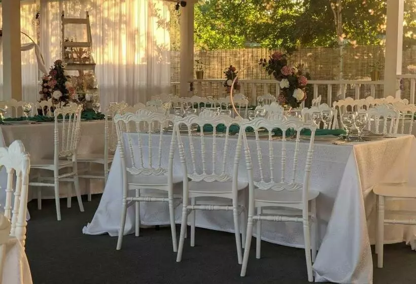 Candy Pensiune&restaurant