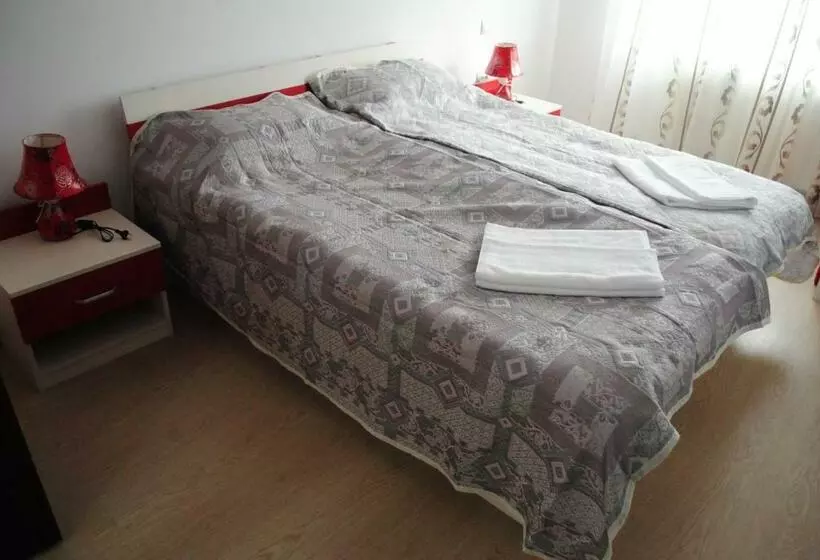 Candy Pensiune&restaurant