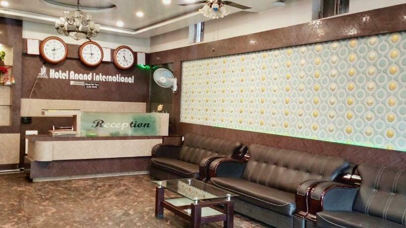 ホテル Anand International