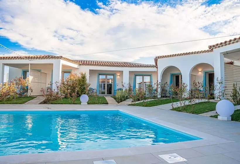هتل Aqua Sardinia Boutique