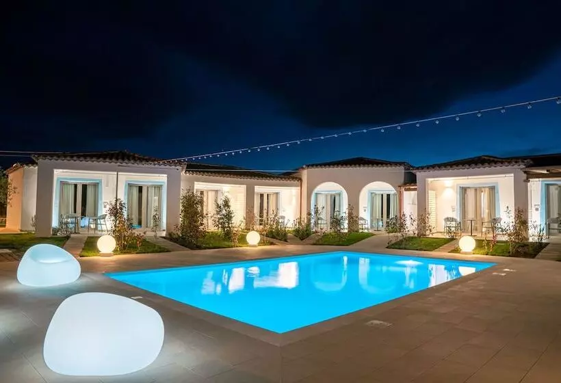 هتل Aqua Sardinia Boutique
