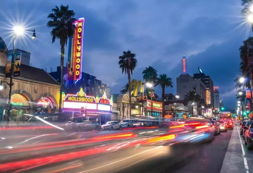 Los Angeles 3br Villa Suites With Free Parking