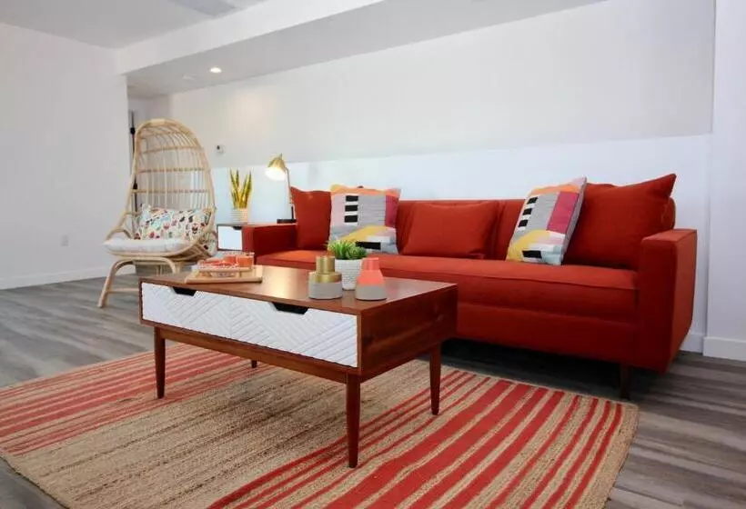 Los Angeles 3br Villa Suites With Free Parking