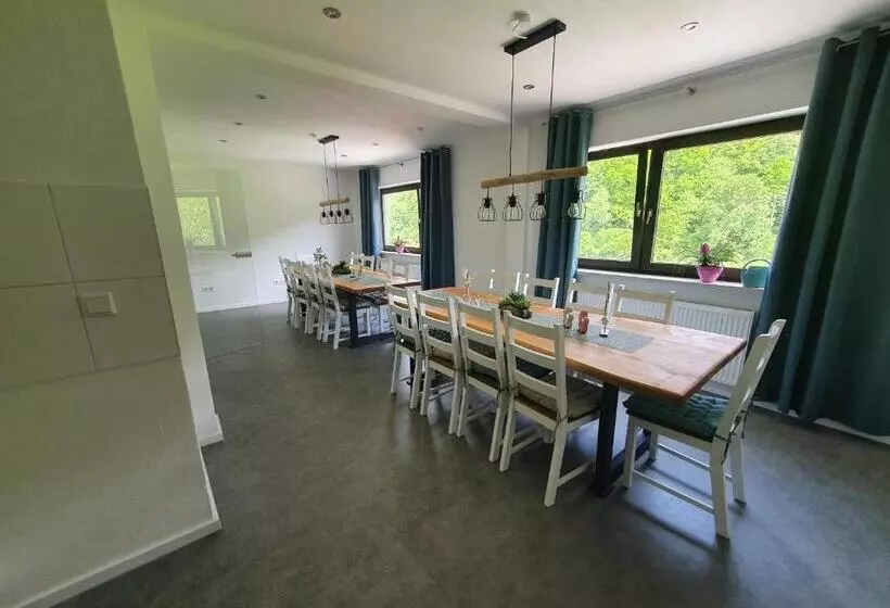 ペンション Ferienhaus Tüchersfeld