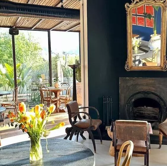 Lomakeskus To Be Social House