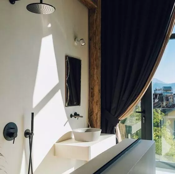 Lomakeskus To Be Social House