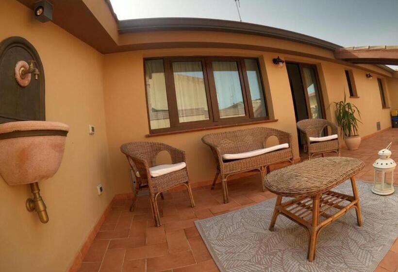 膳宿费 Open Space Rose