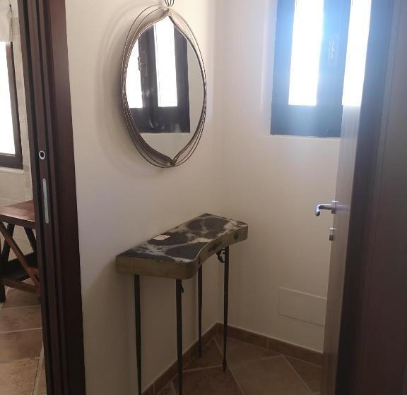 膳宿费 Open Space Rose