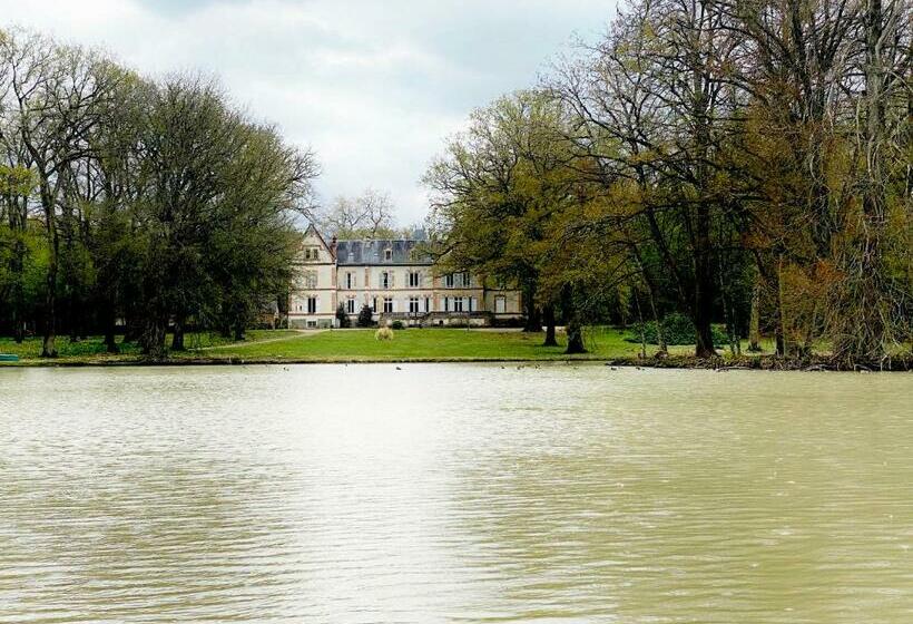 ベッドアンドブレックファースト Château Les Villiers Au Cœur De La Sologne
