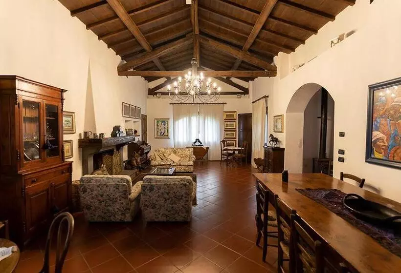 Hotelli Agriturismo Il Bottaccino