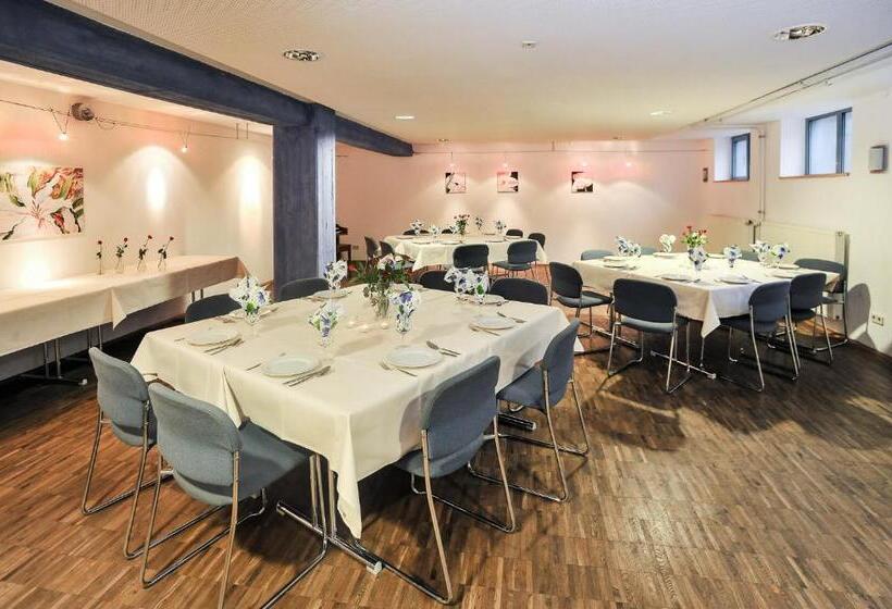 Hotelli Gästehaus Abz Stuttgart