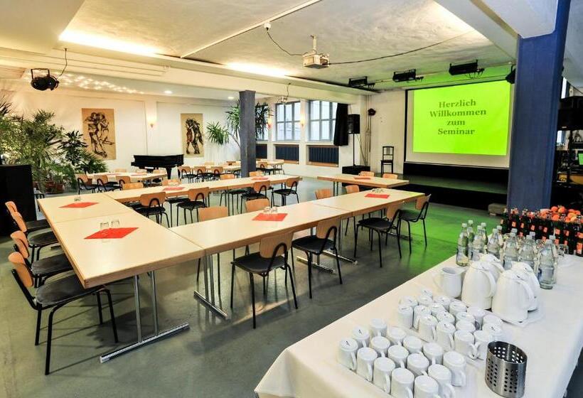 Hotelli Gästehaus Abz Stuttgart