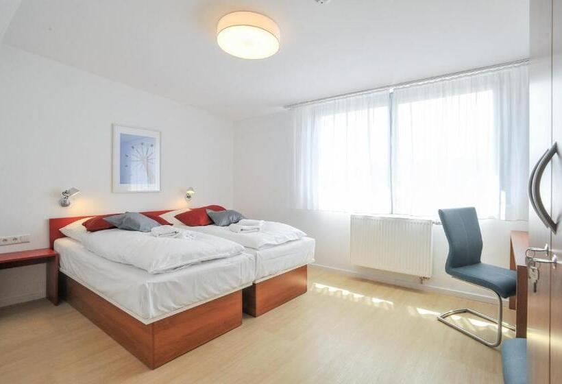 Hotelli Gästehaus Abz Stuttgart