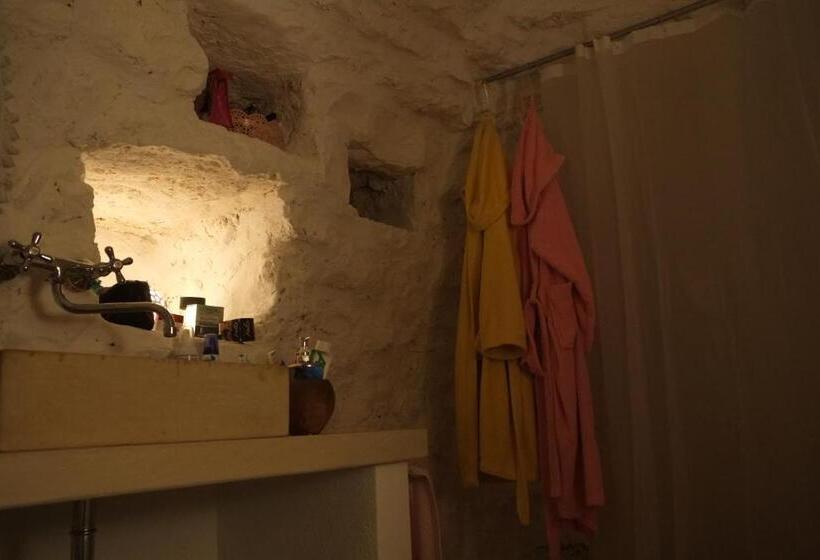 Majatalo I Caseddhi Di Santo E Totò