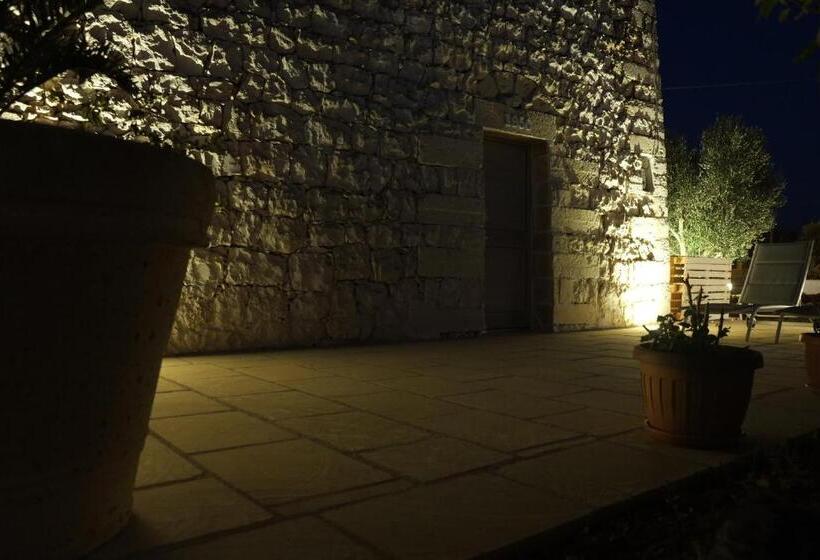 Majatalo I Caseddhi Di Santo E Totò