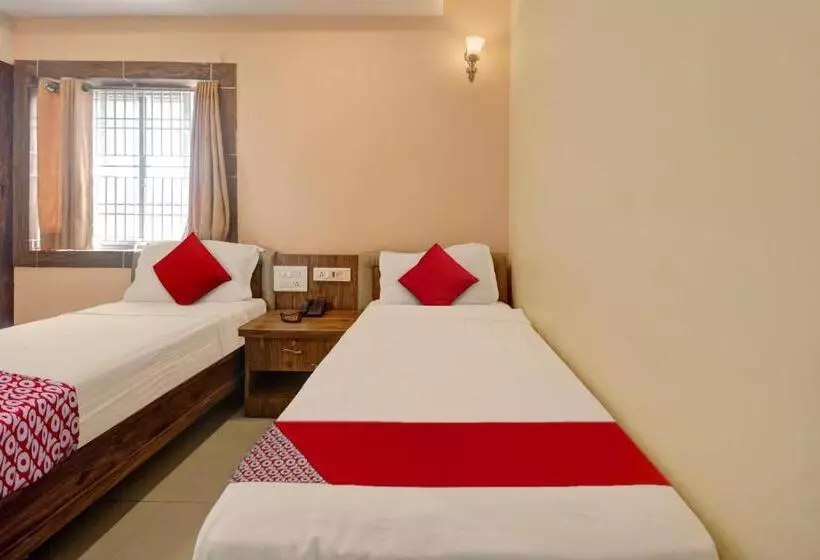 ホテル Bhagirathi Residency